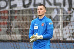 Heidenheim jubelt über wichtigen Sieg, während Köln nach 1:3-Niederlage enttäuscht ist.