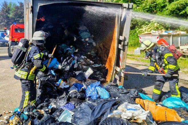 Brand in Müllpresse am Helios Klinikum Bonn
