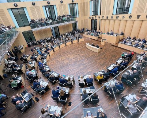 Bundesratssitzung in Berlin: Entscheidung über Entlastungsprämie von 1.000 Euro abgelehnt.