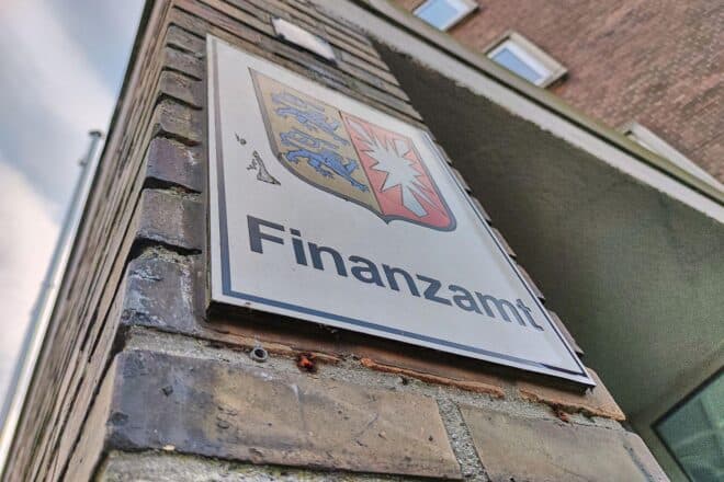 CDA offen für gestrichenen Feiertag und Anhebung von Reichensteuer