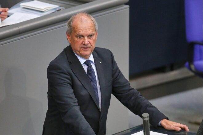 CDU-Politiker Güntzler offen für höhere Reichensteuer