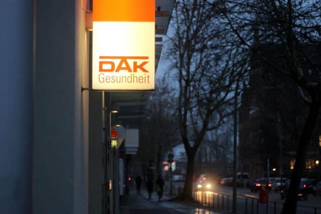 DAK fordert Übertragung von GKV-Sparmaßnahmen auf Beamte
