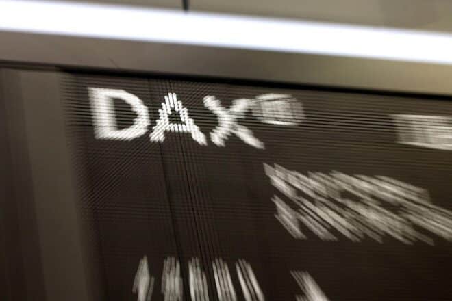 Dax am Mittag weiter schwach – Rheinmetall unetr Druck