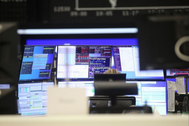 Dax startet im Minus – Keine Panik nach neuen US-Angriffen im Iran