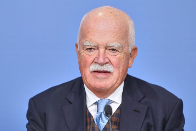 Gauweiler fordert CSU-Bündnis mit Freien Wählern im Bund