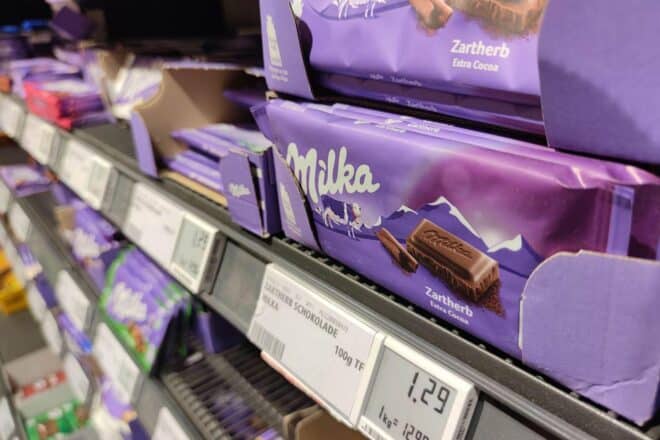 Gericht hält Verpackung kleinerer Milka-Tafeln für irreführend
