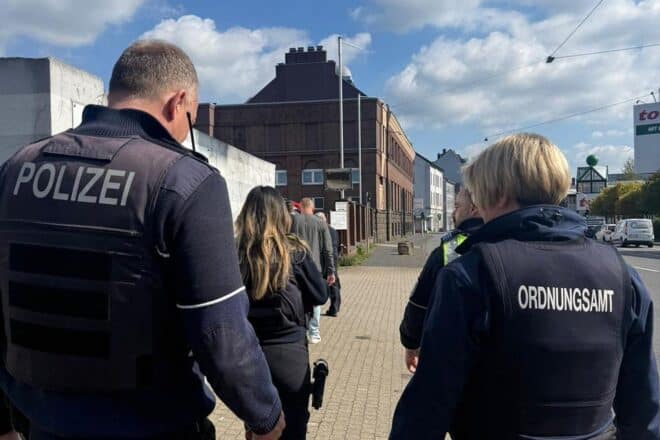 Großkontrolle in sieben Problemimmobilien in Hagen