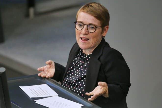Grüne kritisieren Pflegereform-Pläne als unausgereift