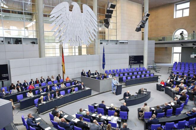 Grüne kritisieren halbherzigen Marschbahn-Beschluss