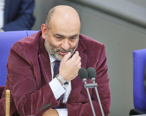 Omid Nouripour spricht über Cem Özdemirs Ministerpräsidentenwahl und Integration in Deutschland.