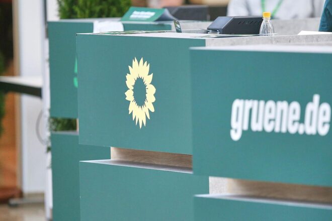 Grünen-Basis droht im Streit um Parteireform Niederlage vor Gericht