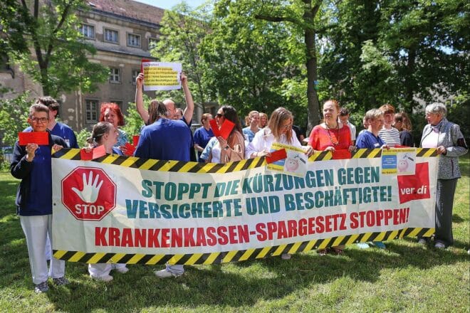 Grünen-Chef Banaszak wirft Merz Versagen bei Sozialpartnern vor