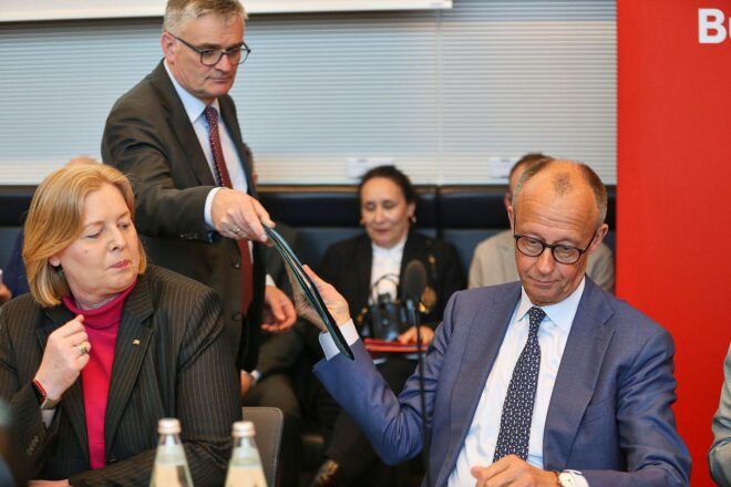 Ifo-Chef Fuest kritisiert Bundesregierung scharf