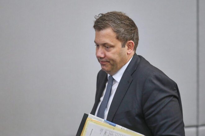 Klingbeil kritisiert "Schneckentempo" bei Kapitalmarktunion
