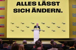 Wolfgang Kubicki betont Parteiziele der FDP: zweistellige Wahlergebnisse und Zukunftsvisionen nach Wahlpleite.
