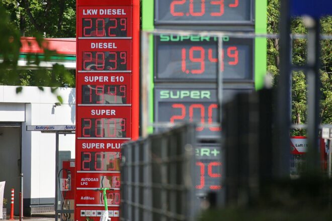 Linkspartei fordert Gewinnmargendeckel für Energiekonzerne