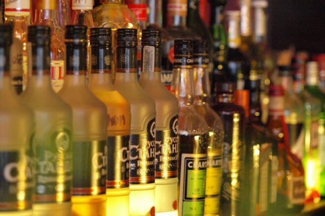 Marburger Bund will strengere Regelungen für Zugang zu Alkohol