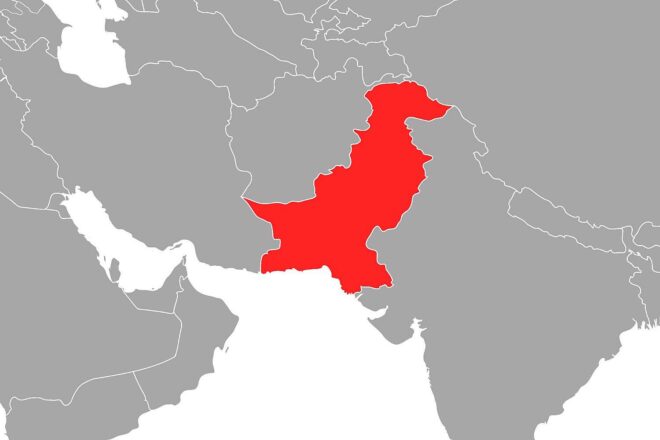 Mindestens 24 Tote bei Selbstmordanschlag auf Zug in Pakistan