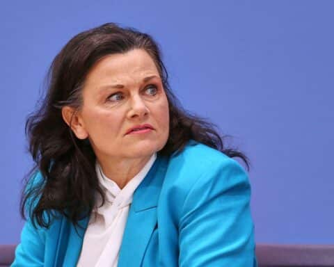 Gitta Connemann betont rote Linien gegen Steuererhöhungen für den Mittelstand in Düsseldorf.