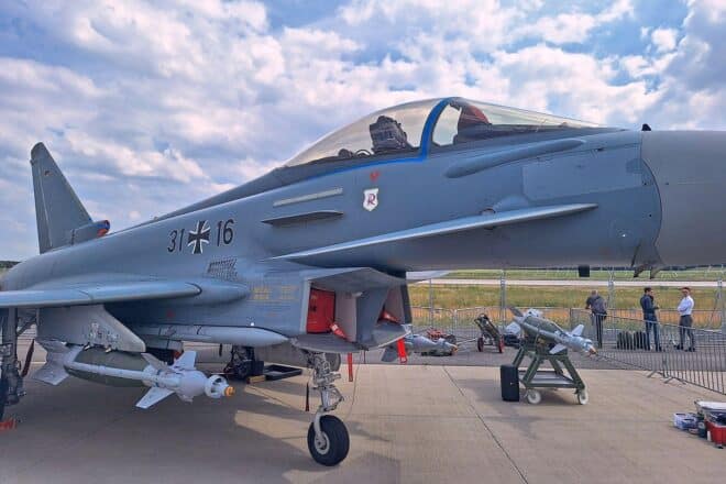 Regierung und Bundeswehr üben Krisenreaktion auf Flugzeugentführung