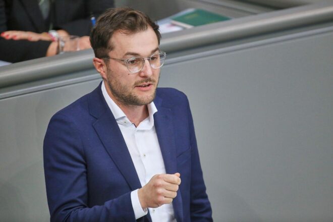SPD-Politiker fordern eine Billion Euro Privatkapital für KI