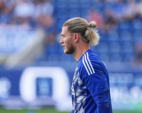 Schalke jubelt über Aufstieg in die 1. Bundesliga nach Sieg gegen Fortuna Düsseldorf.
