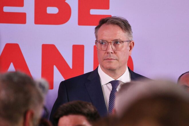 Schweitzer zum SPD-Fraktionschef in Rheinland-Pfalz gewählt
