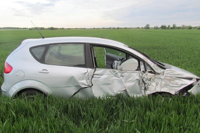 Schwerer Unfall mit nicht zugelassenem Seat bei Kalbe