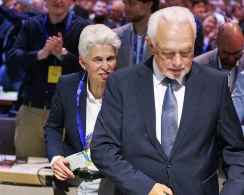 Marie-Agnes Strack-Zimmermann und Wolfgang Kubicki beim FDP-Parteitag in Berlin am 30. Mai 2026.