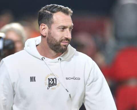 Mitch Kniat verlässt Arminia Bielefeld nach erfolgreichen, prägenden drei Jahren als Cheftrainer.