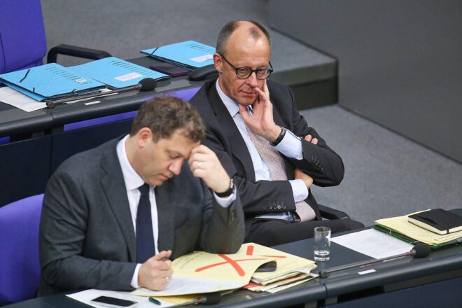 Umfrage: Deutliche Mehrheit unzufrieden mit Schwarz-Rot