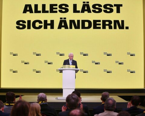 Wolfgang Kubicki, FDP-Chef, im Fokus der Wählergunst und Parteistrategie.