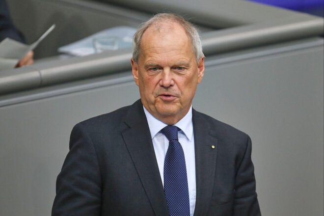 Union pocht auf Einkommensteuerreform für mehr "Leistungsanreize"