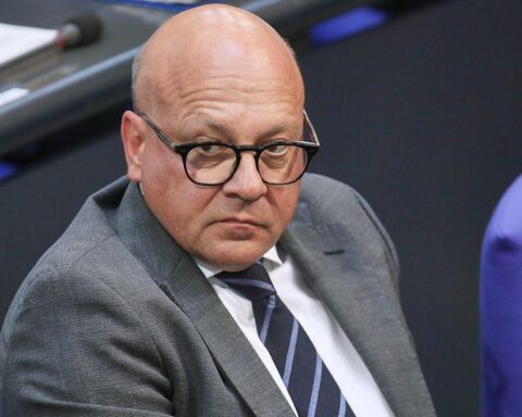 Alexander Throm, CDU/CSU-Politiker, lehnt AfD-Regierungsbeteiligung in Sachsen-Anhalt energisch ab.