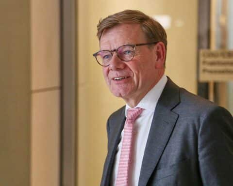 Johann Wadephul diskutiert neue Verteidigungsstrategien für Europa beim NATO-Außenministertreffen in Helsingborg.