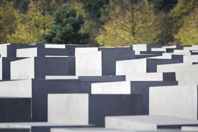 Weitere Festnahme nach Messerangriff am Holocaust-Mahnmal