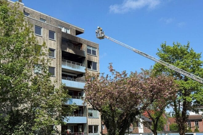 Wohnungsbrand in Bad Bramstedt: 65 Einsatzkräfte im Großeinsatz