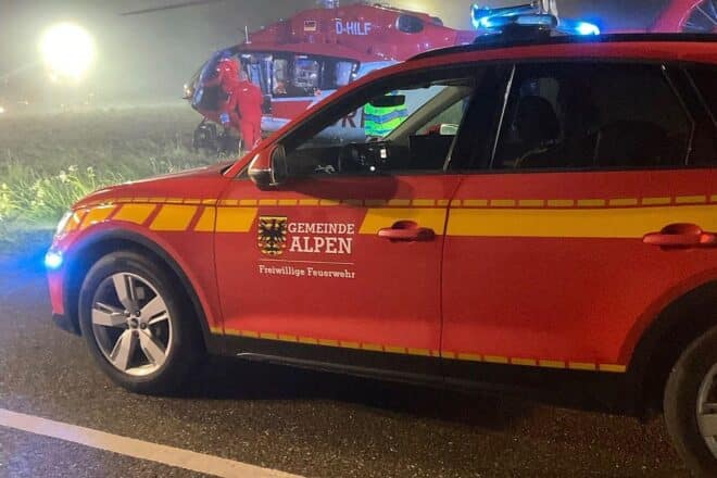 Zwei nächtliche Einsätze der Feuerwehr Alpen