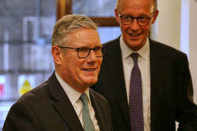 Bundesregierung setzt nach Starmer-Rücktritt auf Kontinuität
