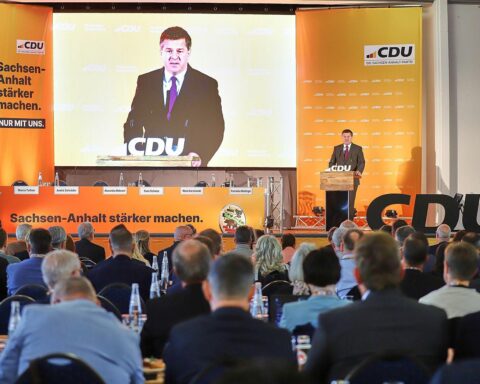 Sven Schulze spricht auf dem CDU-Landesparteitag über Wahlprogramm und Bürgerarbeit.