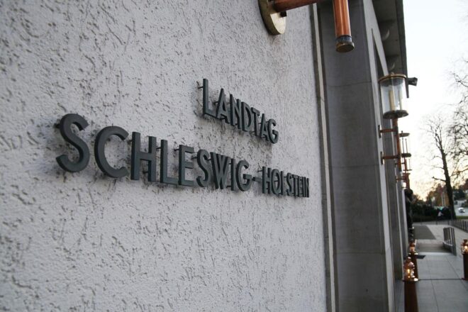 CDU und Grüne reichen Antidiskriminierungsgesetz im Landtag ein