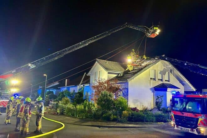 Dachstuhlbrand in Paderborn-Elsen