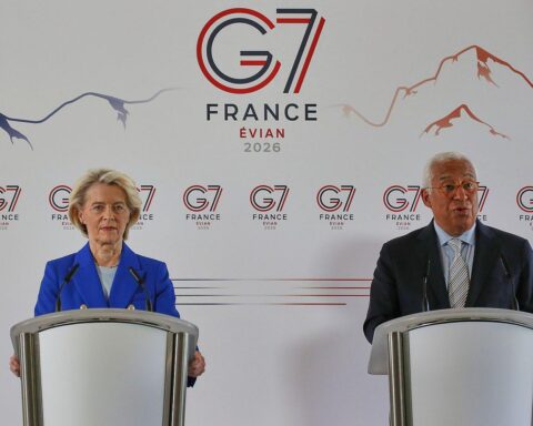 Ursula von der Leyen und Antonio Costa diskutieren wichtige Themen vor dem G7-Gipfel in Évian.