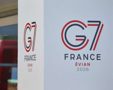 Logo des G7-Gipfels 2026, Symbol für internationale Entwicklungsreformen und Zusammenarbeit.