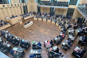 Bundesratssitzung: Gesundheitsministerin Stolz diskutiert Notfallreform und Beitragsstabilisierung in der Krankenversicherung.
