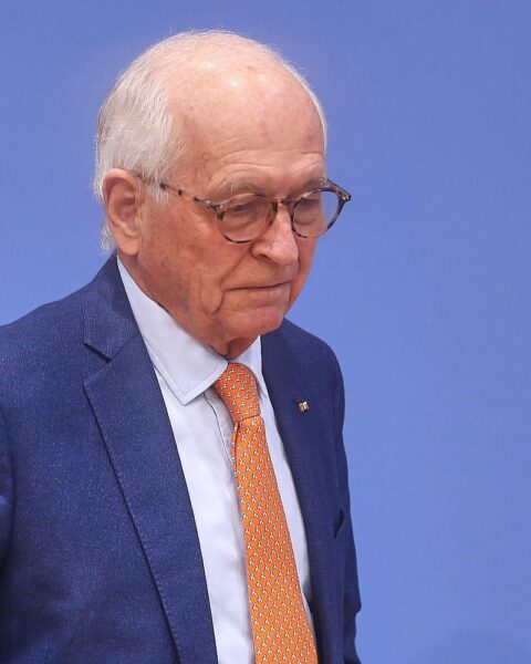 Wolfgang Ischinger spricht über Deutschlands UN-Mitgliedschaft und außenpolitische Bedeutung nach Wahlniederlage.
