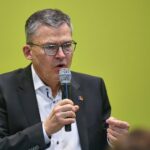 Roderich Kiesewetter äußert Kritik an deutscher Teilnahme am St. Petersburger Wirtschaftsforum.