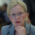 Regina Kraushaar spricht über Baupolitik, schnellere Genehmigungen und Investitionsplanung in Dresden.