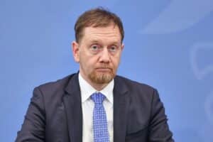 Michael Kretschmer kritisiert Reformpaket; betont Notwendigkeit einer neuen Wettbewerbsagenda und bessere Kommunikation.