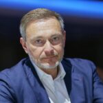 Christian Lindner kritisiert Rentenkommission: Gesetzespaket unwahrscheinlich, sucht neue Herausforderungen.